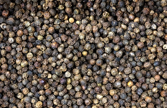 Začin koji koristite samo za jelo leči dijareju, zatvor i rešava dosadnog kašlja